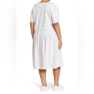 Melrose and Market Casual V-neck Short Sleeves Off White Midi Dress Size Medium